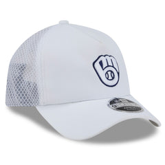White Milwaukee Brewers New Era 2026 Batting Practice Apex 9FORTY Adjustable Trucker Hat