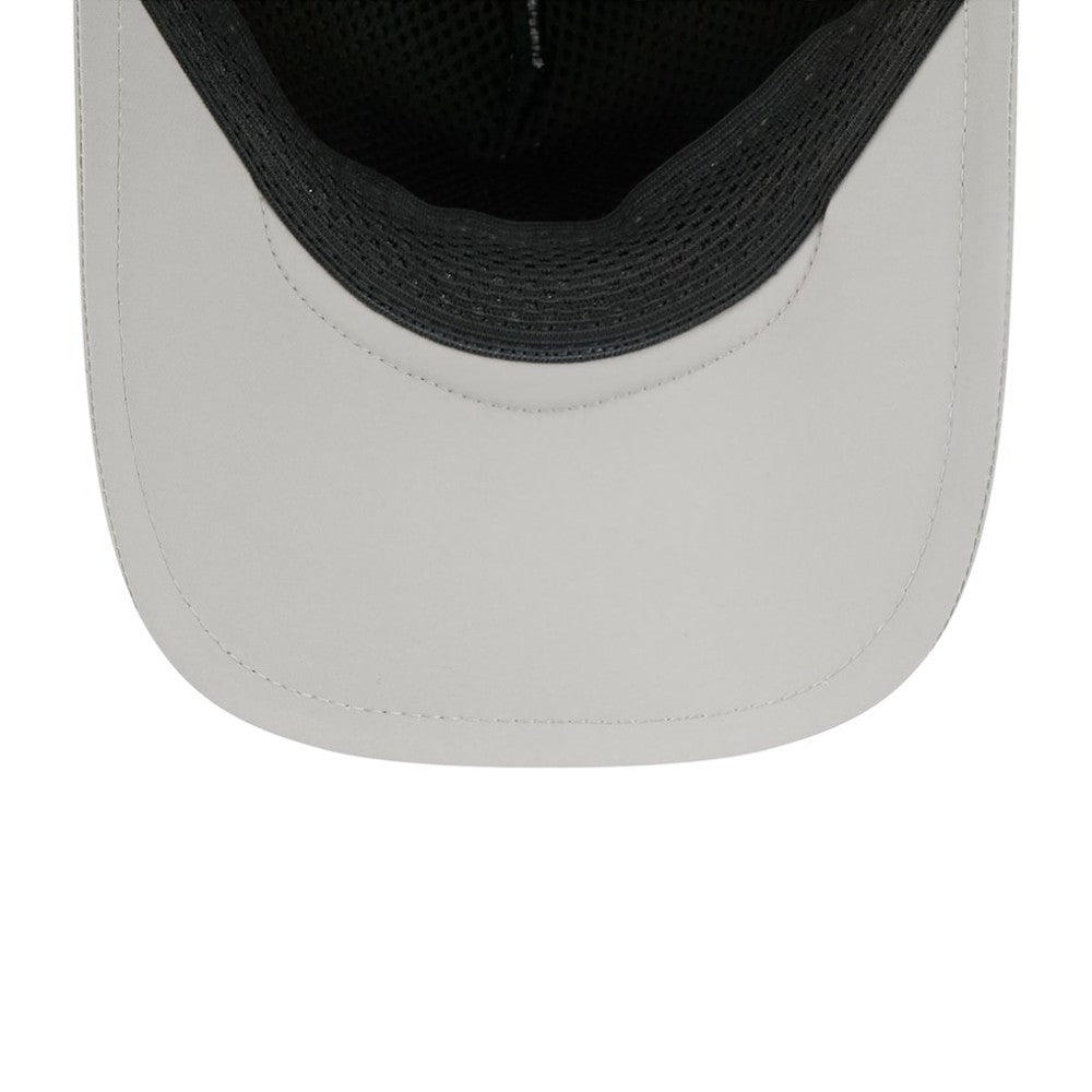 Gray New York Yankees New Era 2026 Batting Practice Apex 9FORTY Adjustable Trucker Hat