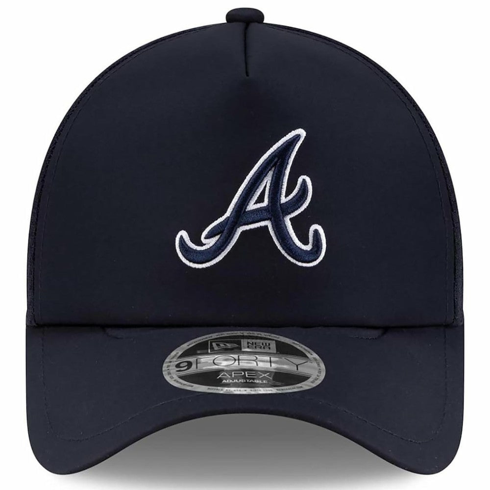 Navy Atlanta Braves New Era 2026 Batting Practice Apex 9FORTY Adjustable Trucker Hat