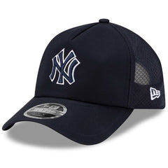 Navy New York Yankees New Era 2026 Batting Practice Apex 9FORTY Adjustable Trucker Hat