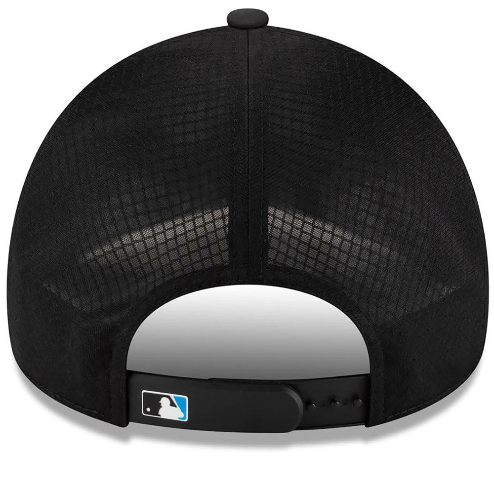 Black Miami Marlins New Era 2026 Batting Practice Apex 9FORTY Adjustable Trucker Hat
