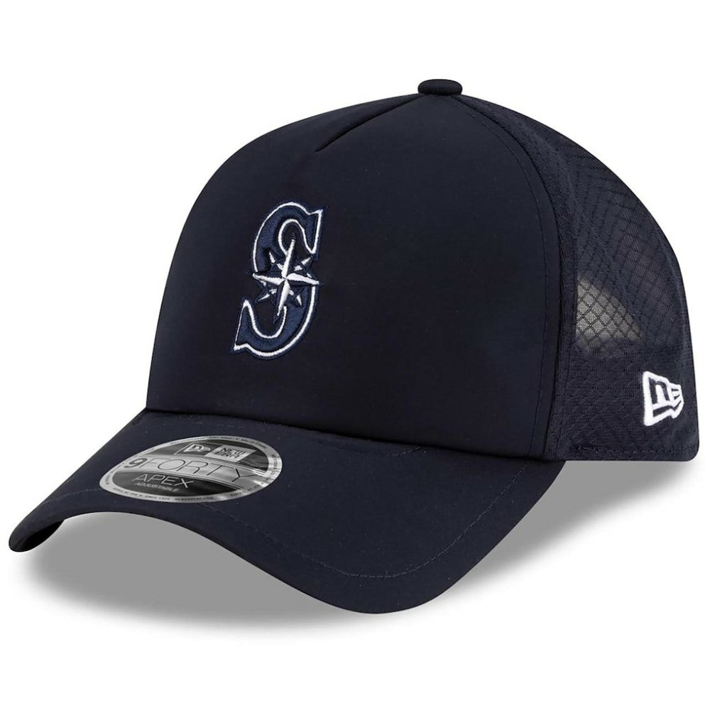 Navy Seattle Mariners New Era 2026 Batting Practice Apex 9FORTY Adjustable Trucker Hat
