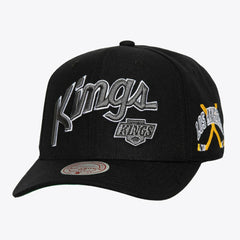 NHL Los Angeles Kings Mitchell & Ness x Just Don Wave Script Pro Strapback Hat