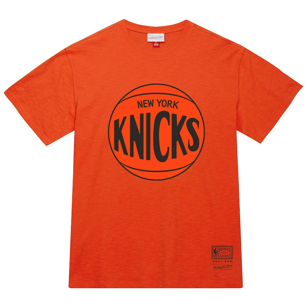 Mitchell & Ness New York Knicks Unisex Hardwood Classics MVP Logo T-Shirt