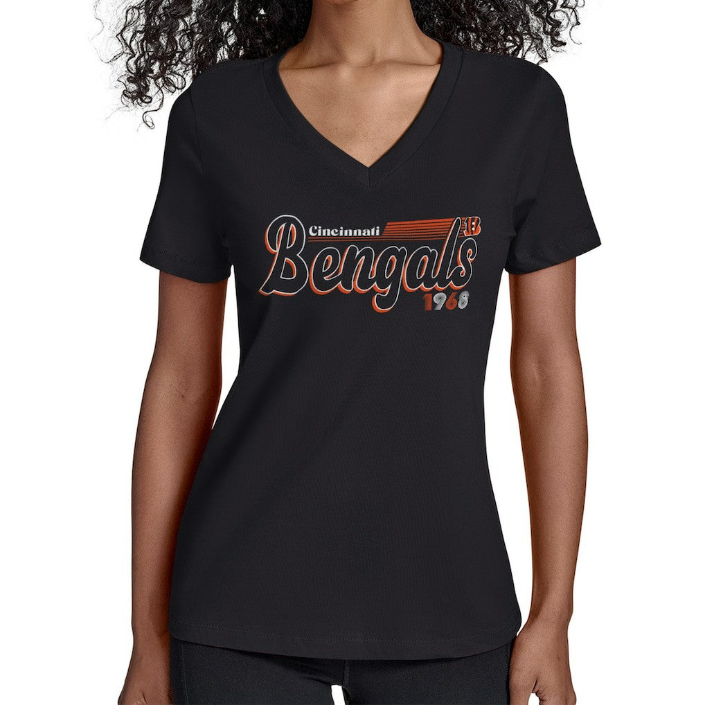 Starter Women's Groovy Script V-Neck T-Shirt - Cincinnati Bengals T-shirts