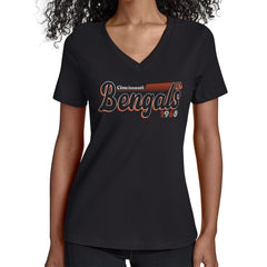 Starter Women's Groovy Script V-Neck T-Shirt - Cincinnati Bengals T-shirts