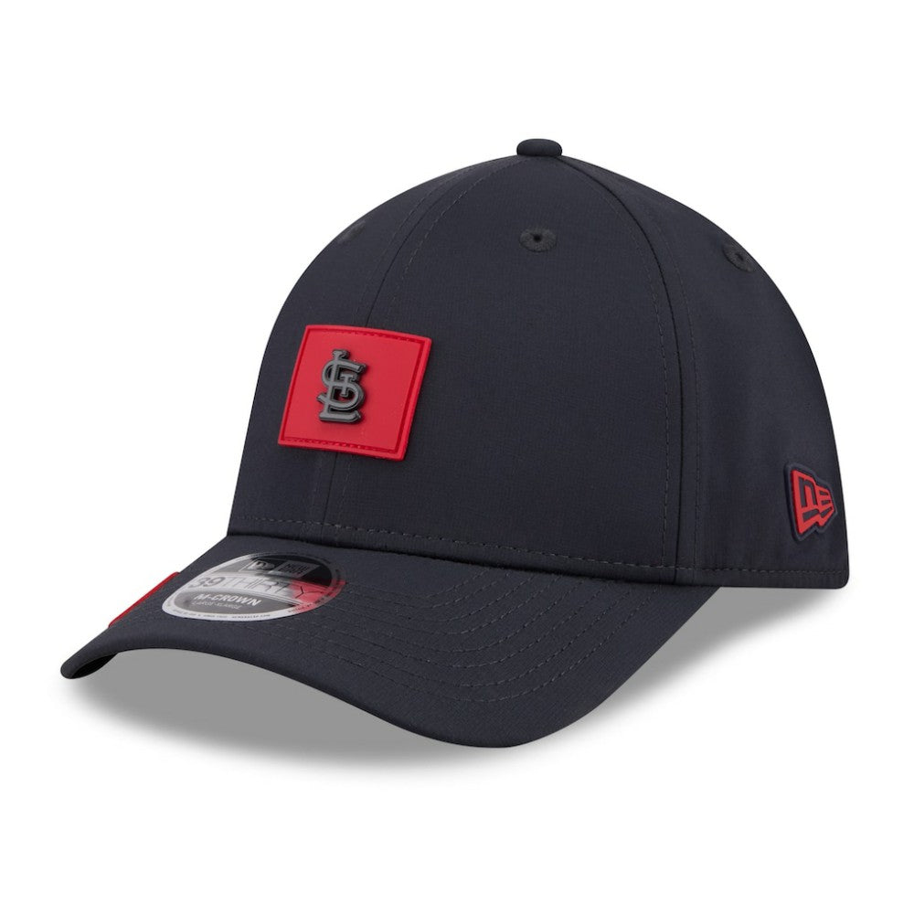 Navy St. Louis Cardinals New Era 2026 Clubhouse M-Crown 39THIRTY Flex Hat