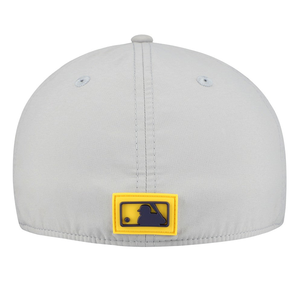 Gray Milwaukee Brewers New Era 2026 Clubhouse Alternate 39THIRTY Flex Hat