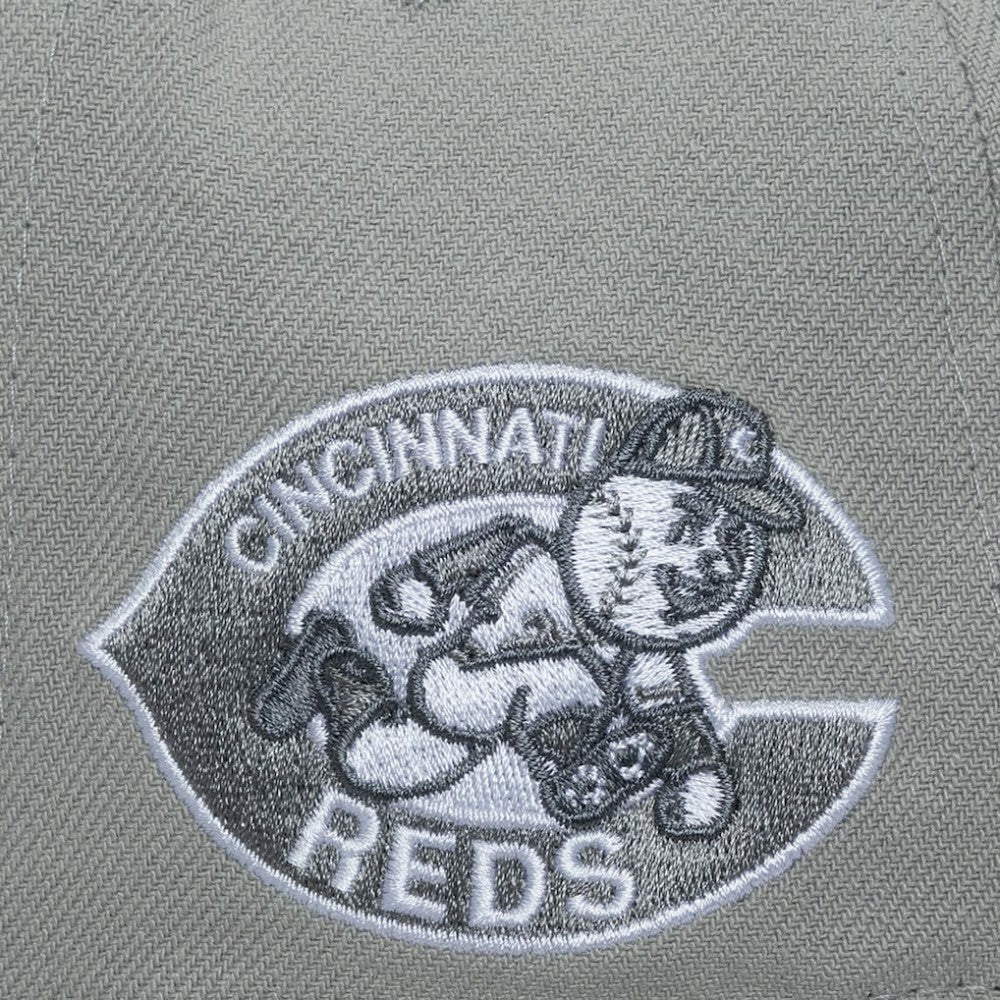 Gray Cincinnati Reds Mitchell & Ness Cooperstown Thunderstorm Head Coach Pro-Crown Adjustable Hat