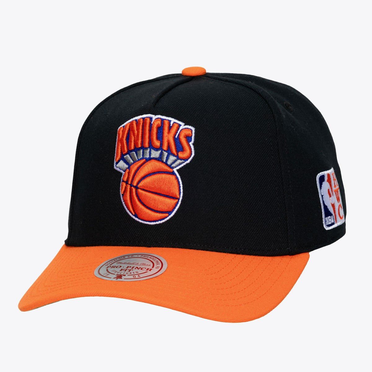 Mitchell & Ness New York Knicks Hardwood Classics Legendary Away Pro-Pinch Adjustable Hat