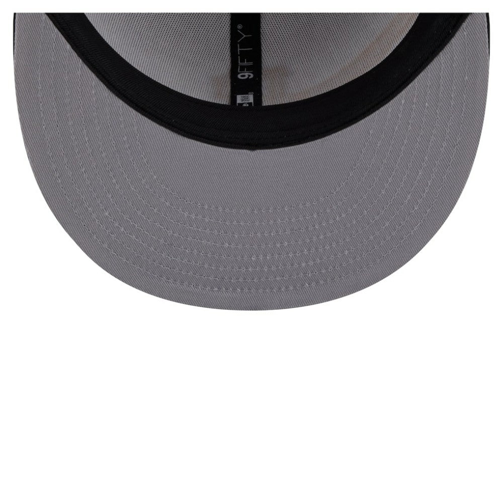 White Pittsburgh Pirates New Era Swept 9FIFTY Snapback Hat