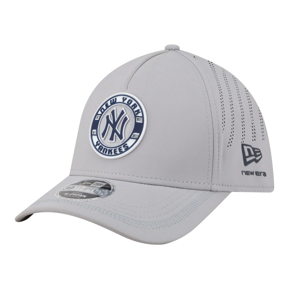Gray New York Yankees New Era Patch 39THIRTY A-Frame M-Crown Perforated Flex Hat