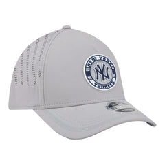 Gray New York Yankees New Era Patch 39THIRTY A-Frame M-Crown Perforated Flex Hat