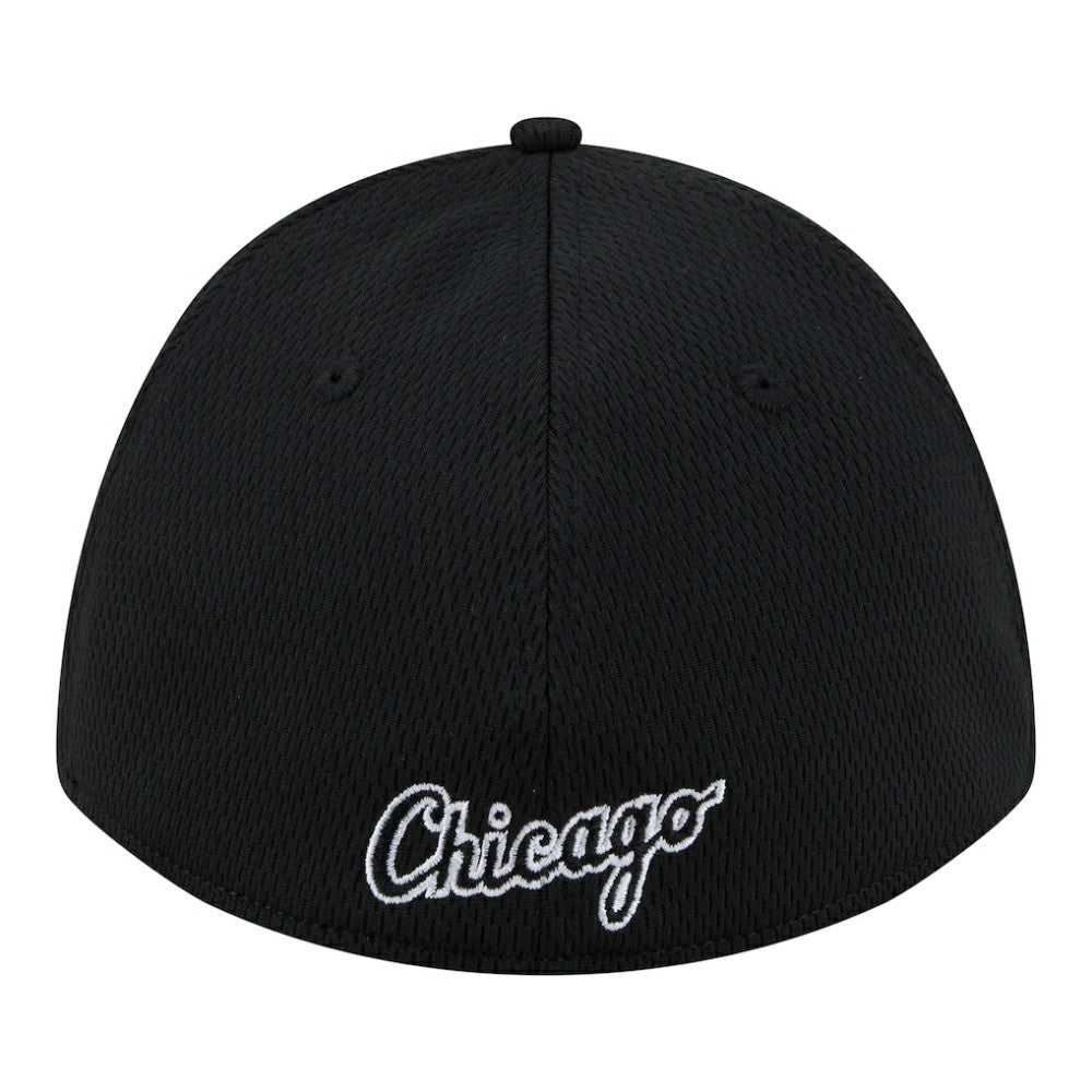 Black Chicago White Sox New Era Dash 39THIRTY Flex Hat