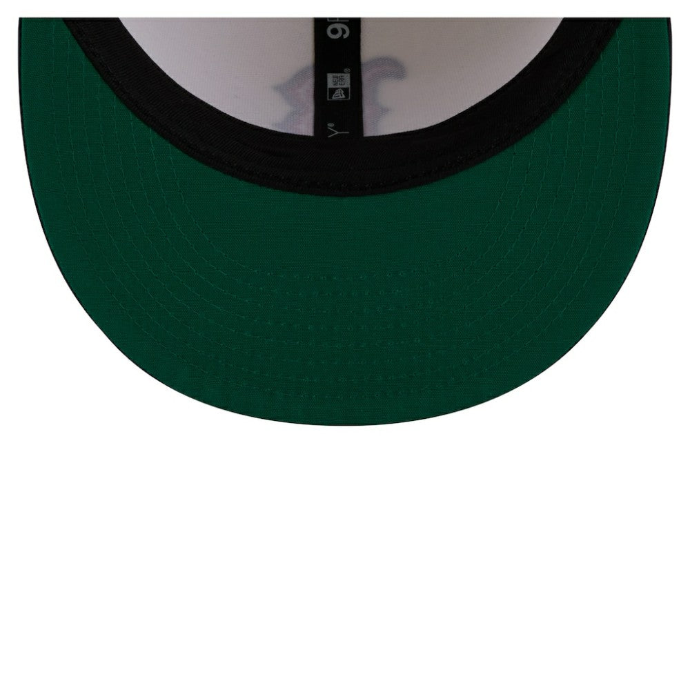 Cream/Navy Boston Red Sox New Era Localized 9FIFTY Snapback Hat