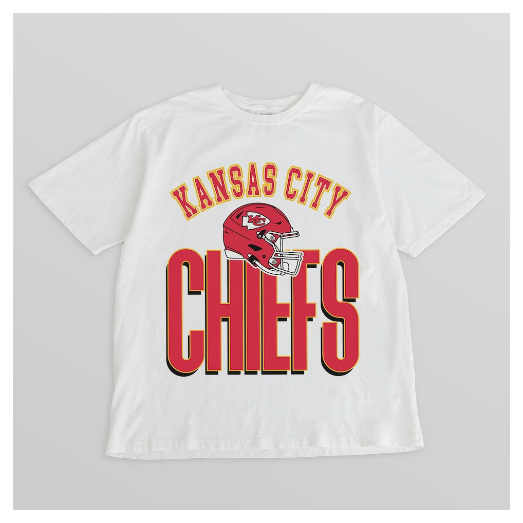 Gameday Couture Women's Oversized Classic Fierce Focus T-Shirt - Kansas City Chiefs T-shirts