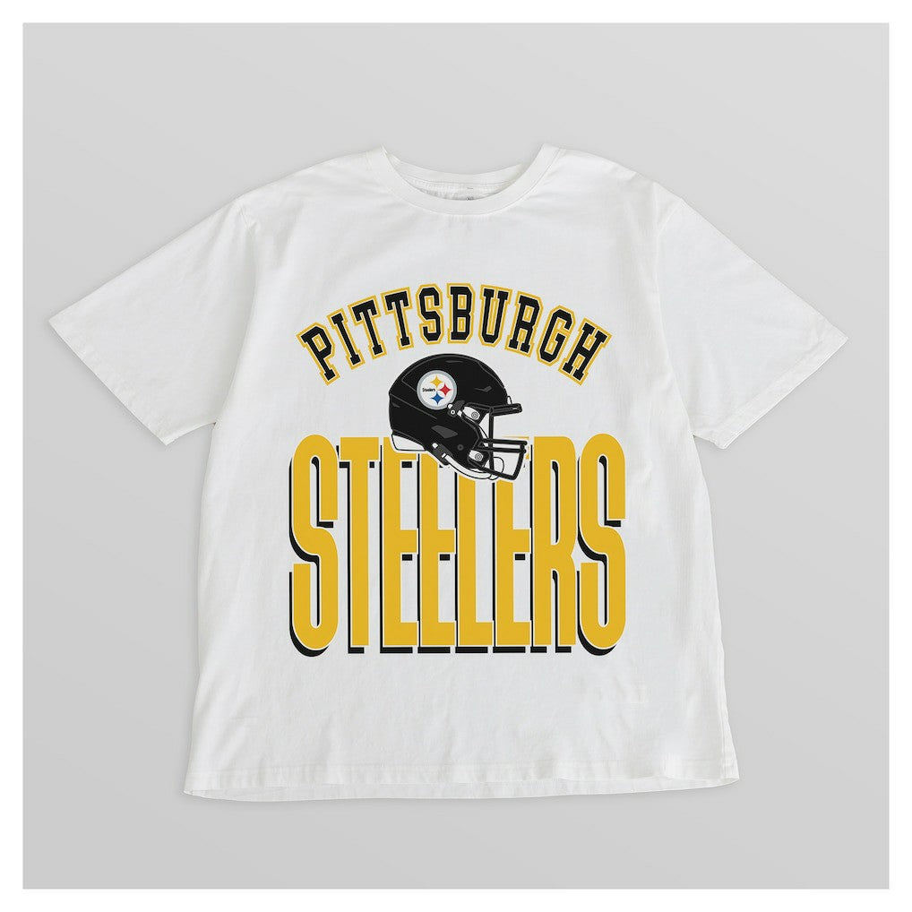 Gameday Couture Women's Oversized Classic Fierce Focus T-Shirt - Pittsburgh Steelers T-shirts