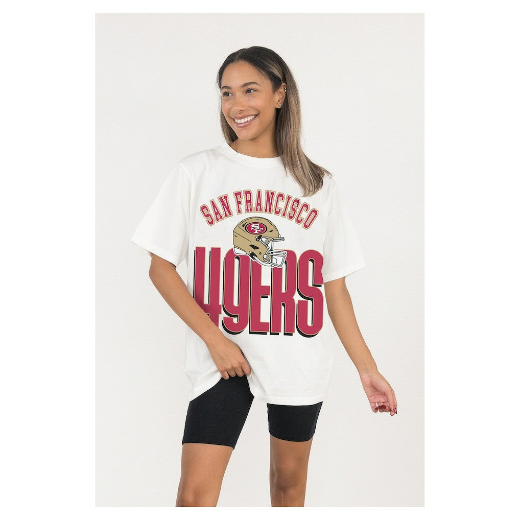 Gameday Couture Women's Oversized Classic Fierce Focus T-Shirt - San Francisco 49ers T-shirts