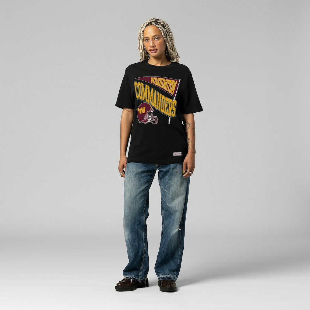 Women's Team Dynamic Boyfriend T-Shirt - Washington Commanders T-shirts