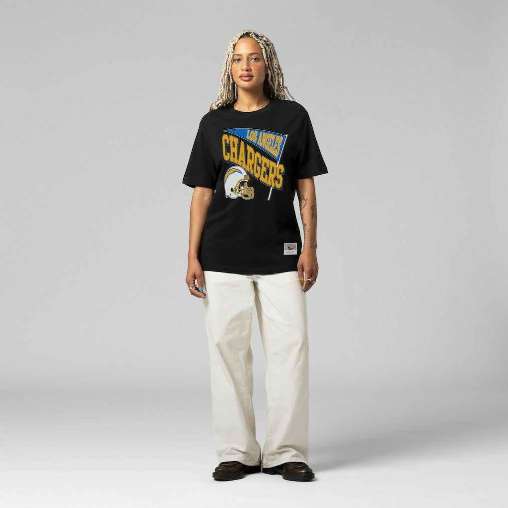 Women's Team Dynamic Boyfriend T-Shirt - Los Angeles Chargers T-shirts