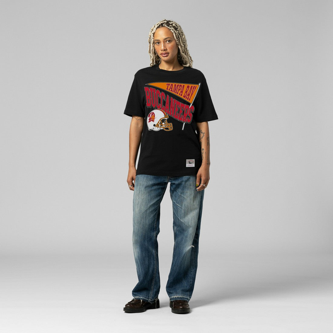 Women's Team Dynamic Boyfriend T-Shirt - Tampa Bay Buccaneers T-shirts