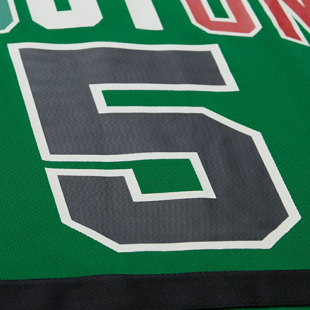 Mitchell & Ness Kevin Garnett Boston Celtics Unisex Maxxed Out Fashion Hockey Jersey