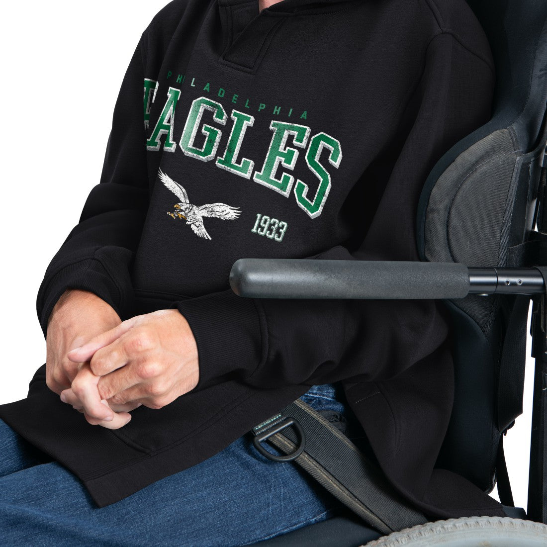 G-III Sports by Carl Banks Adaptive Team Spirit Graphic Fleece Pullover Hoodie - Philadelphia Eagles Hoodies