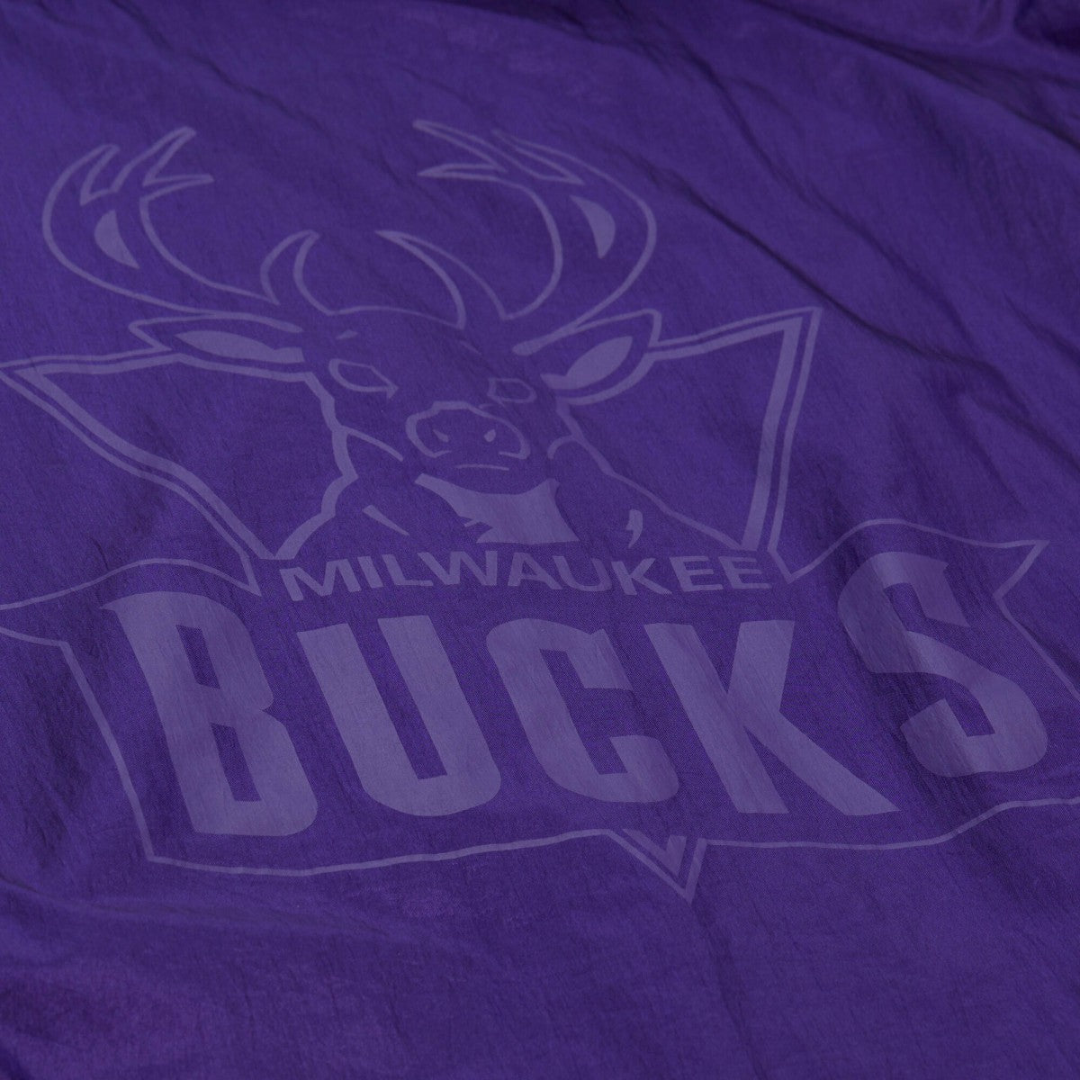 Mitchell & Ness Milwaukee Bucks Playmaker Full-Zip Hooded Windbreaker Jacket
