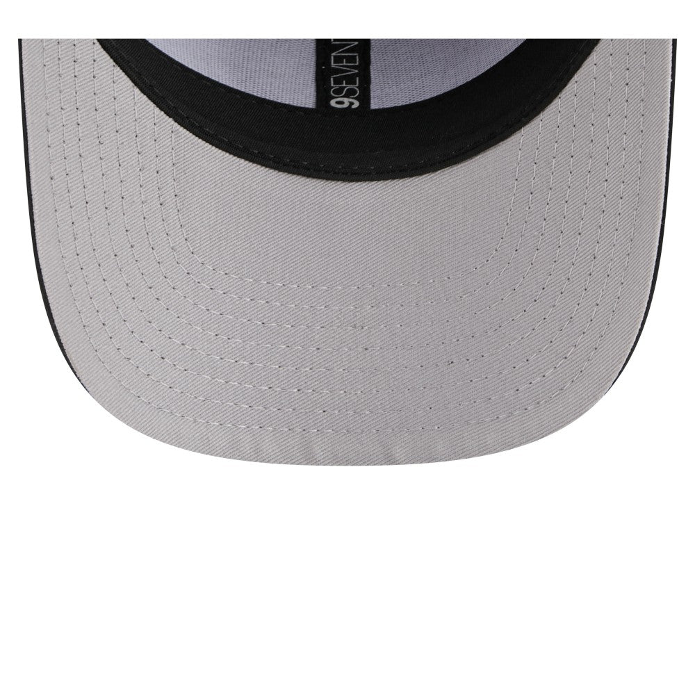 Black New York Yankees New Era Circle 9SEVENTY Adjustable Hat