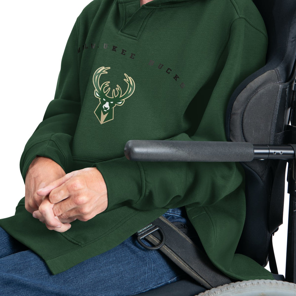 Milwaukee Bucks G-III Sports by Carl Banks Adaptive Team Arc Fleece Hoodie