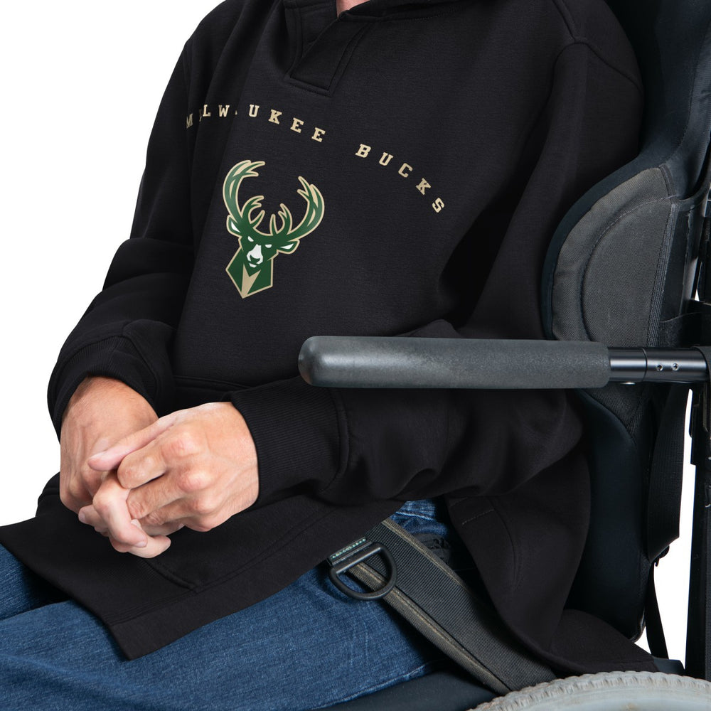 Milwaukee Bucks G-III Sports by Carl Banks Adaptive Team Arc Fleece Hoodie