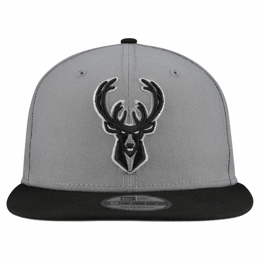New Era Milwaukee Bucks Core Logo Storm Gray Two-Tone 9FIFTY Snapback Hat