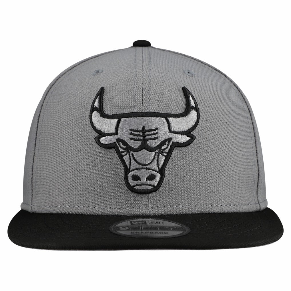 New Era Chicago Bulls Core Logo Storm Gray Two-Tone 9FIFTY Snapback Hat