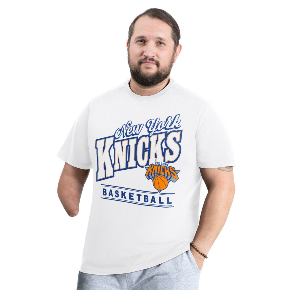 New York Knicks G-III Sports by Carl Banks Adaptive Headliner T-Shirt
