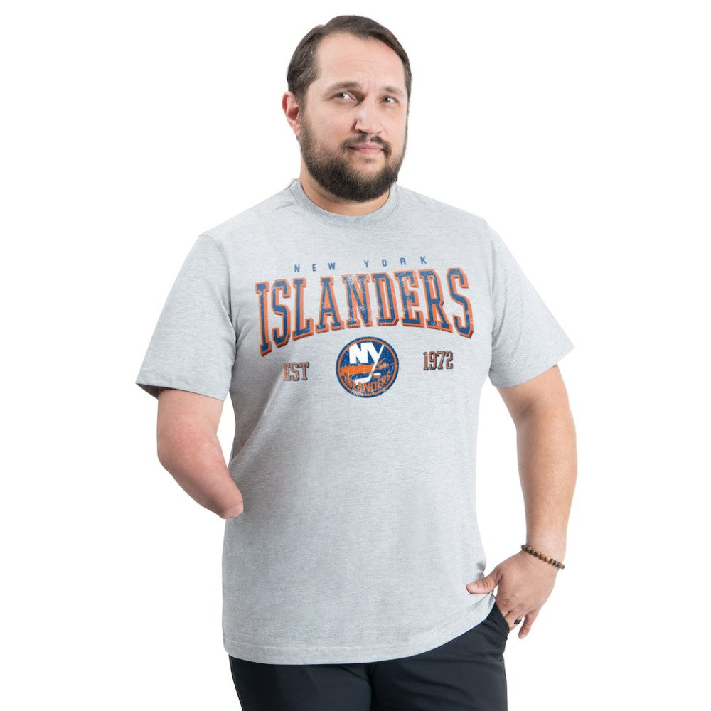 NHL New York Islanders G-III Sports by Carl Banks Adaptive Classic Team Graphic T-Shirt