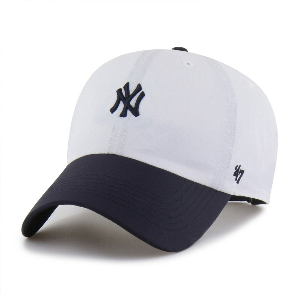 White/Navy New York Yankees '47 Vista Mini Clean Up brrr° Adjustable Hat