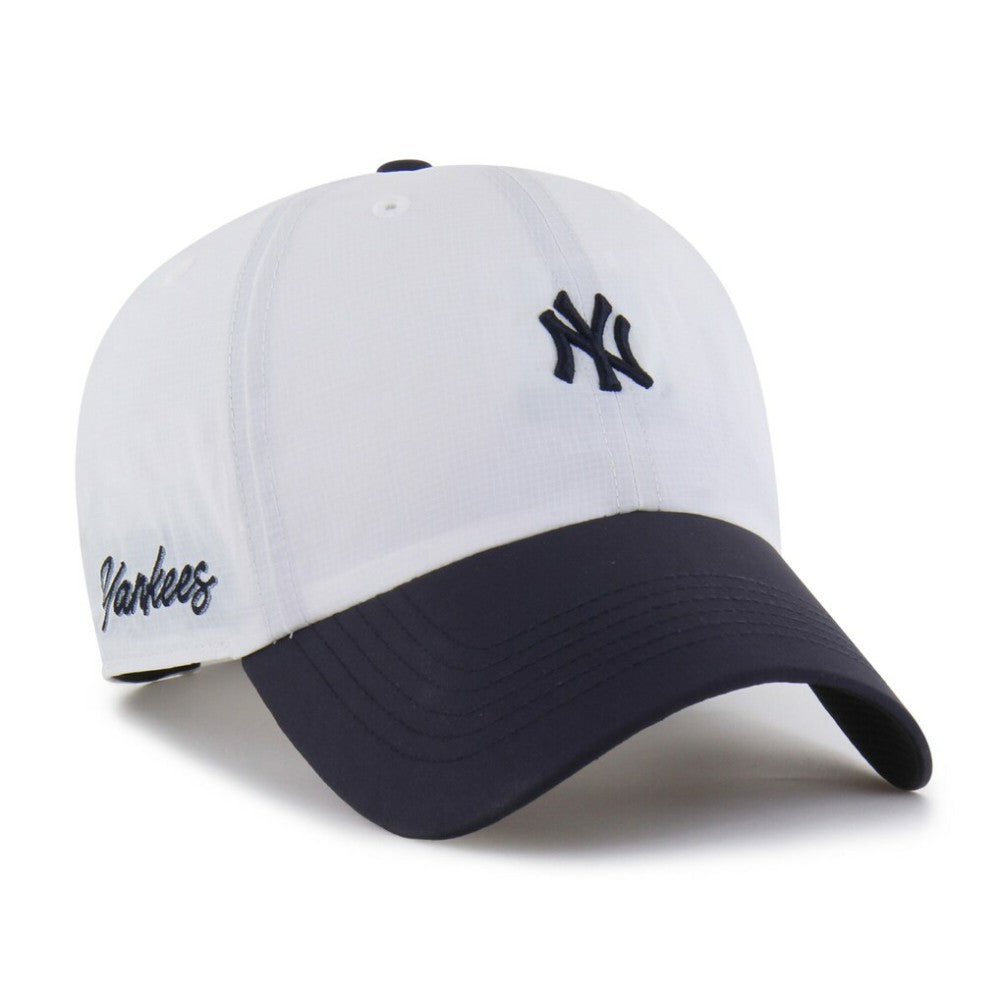 White/Navy New York Yankees '47 Vista Mini Clean Up brrr° Adjustable Hat