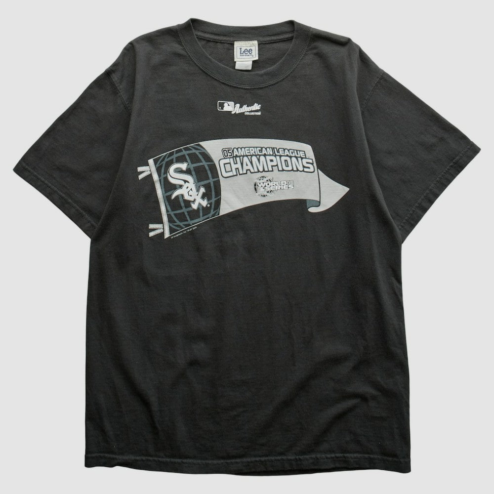 Black Chicago White Sox Lee Apparel 2005 T-Shirt