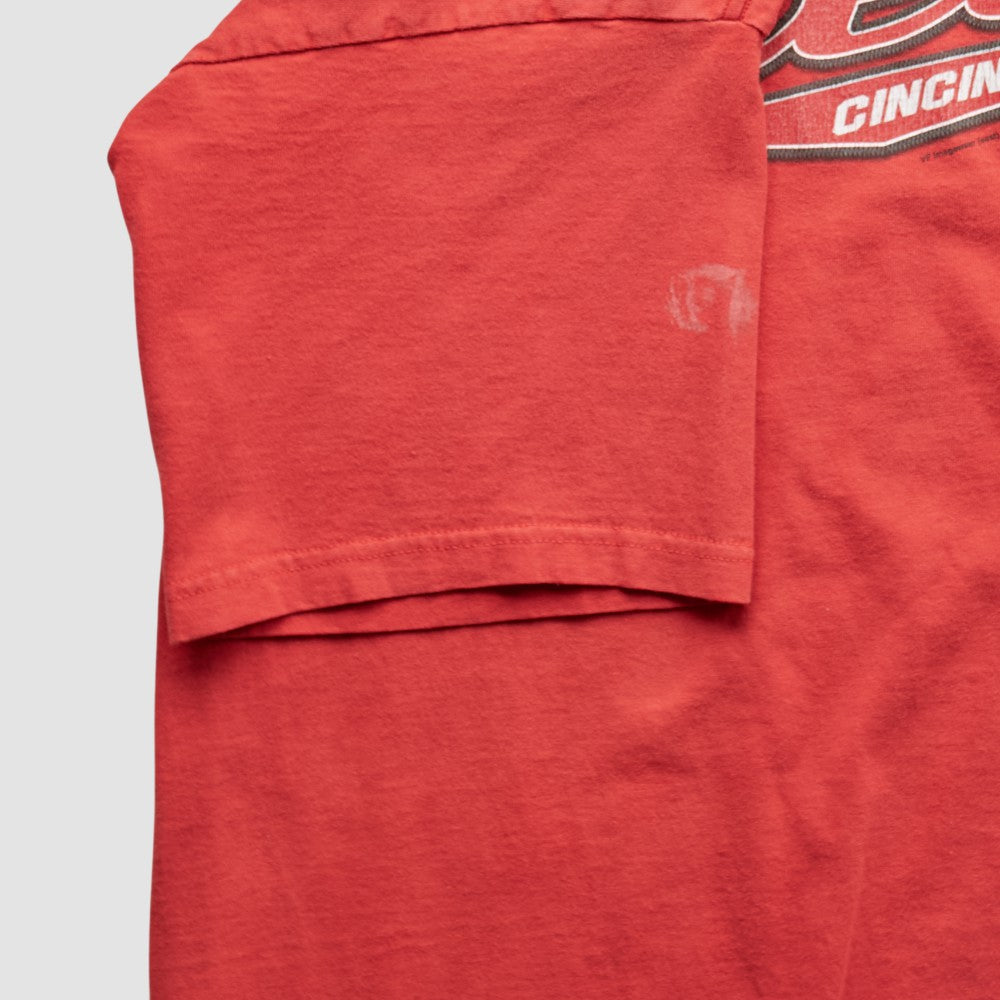 Red Cincinnati Reds Lee Apparel 2000s T-Shirt