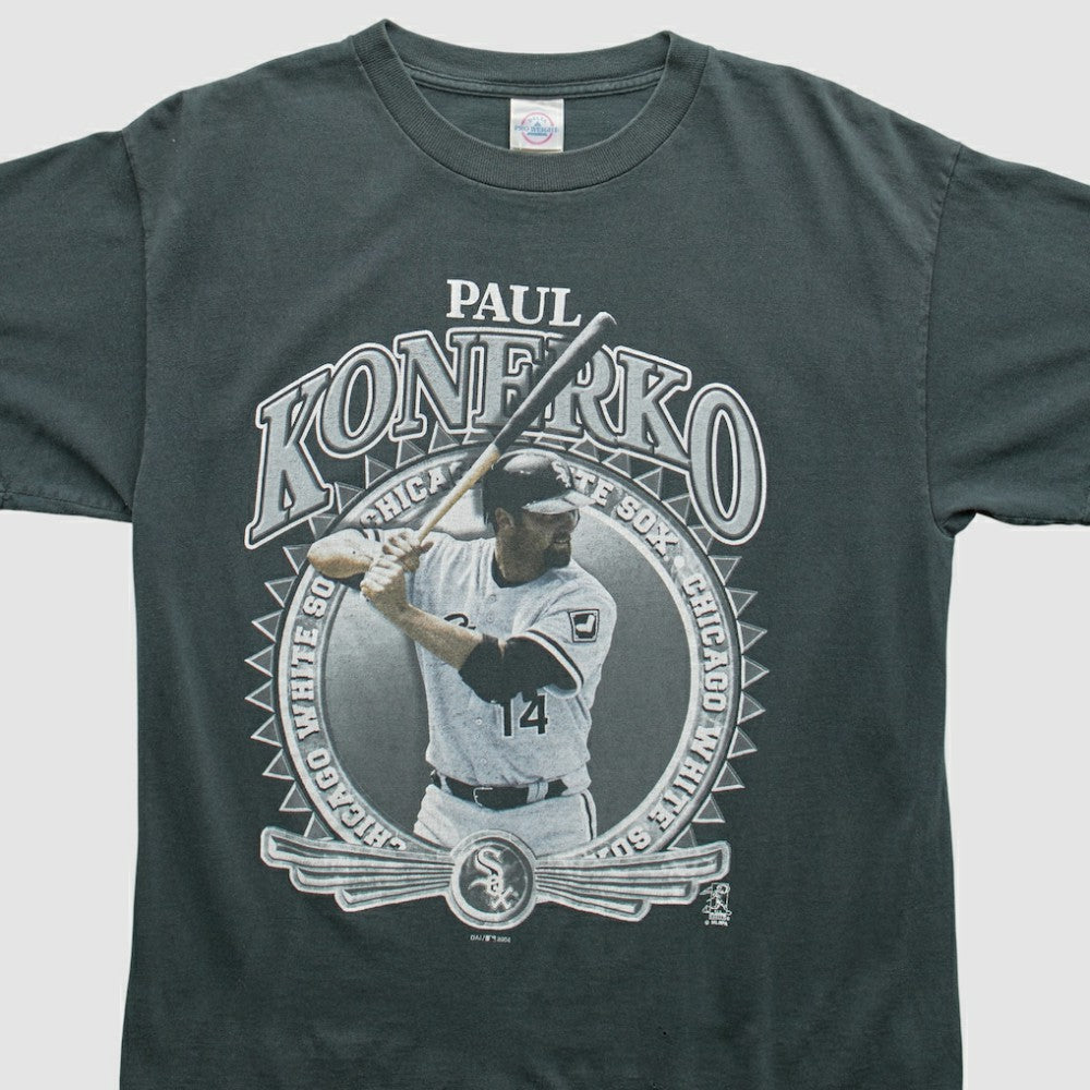 Black Chicago White Sox 2004 T-Shirt