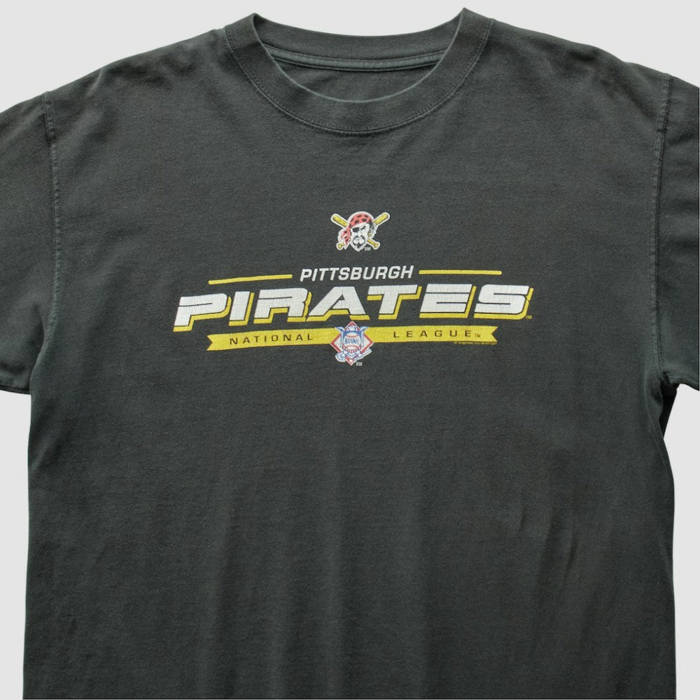 Black Pittsburgh Pirates 2000s T-Shirt