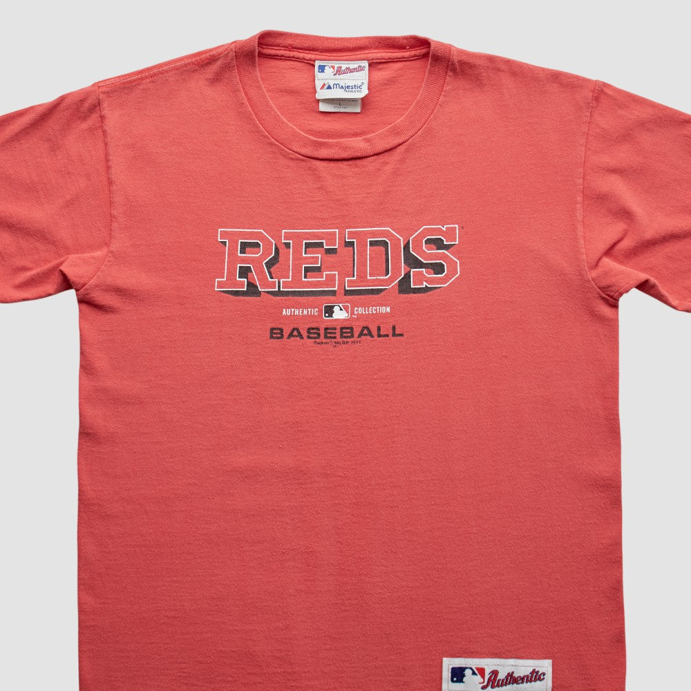 Red Cincinnati Reds Majestic 2002 T-Shirt