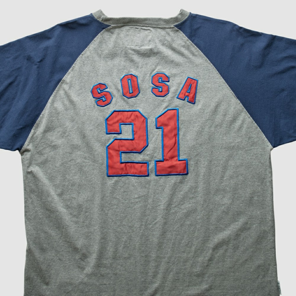 Gray Chicago Cubs Mirage 2000s T-Shirt