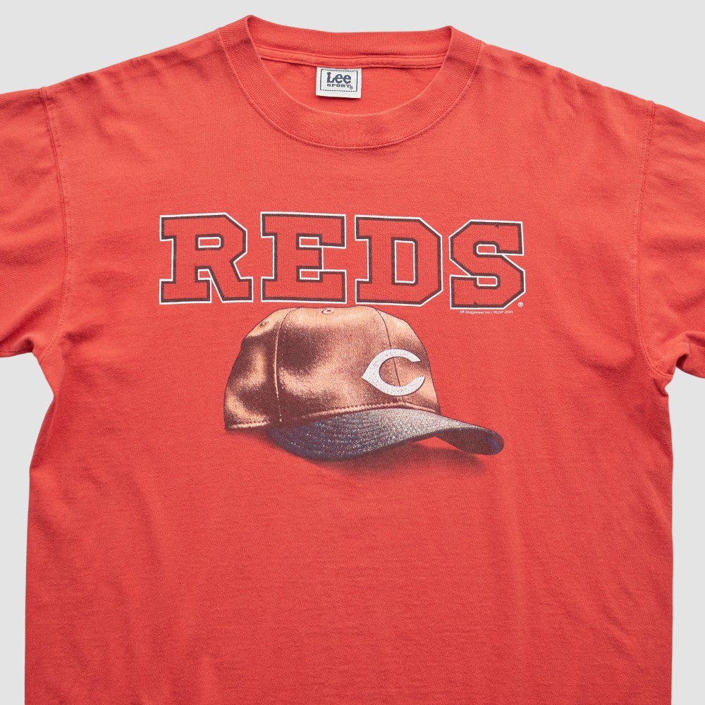 Red Cincinnati Reds Lee Apparel 2004 T-Shirt