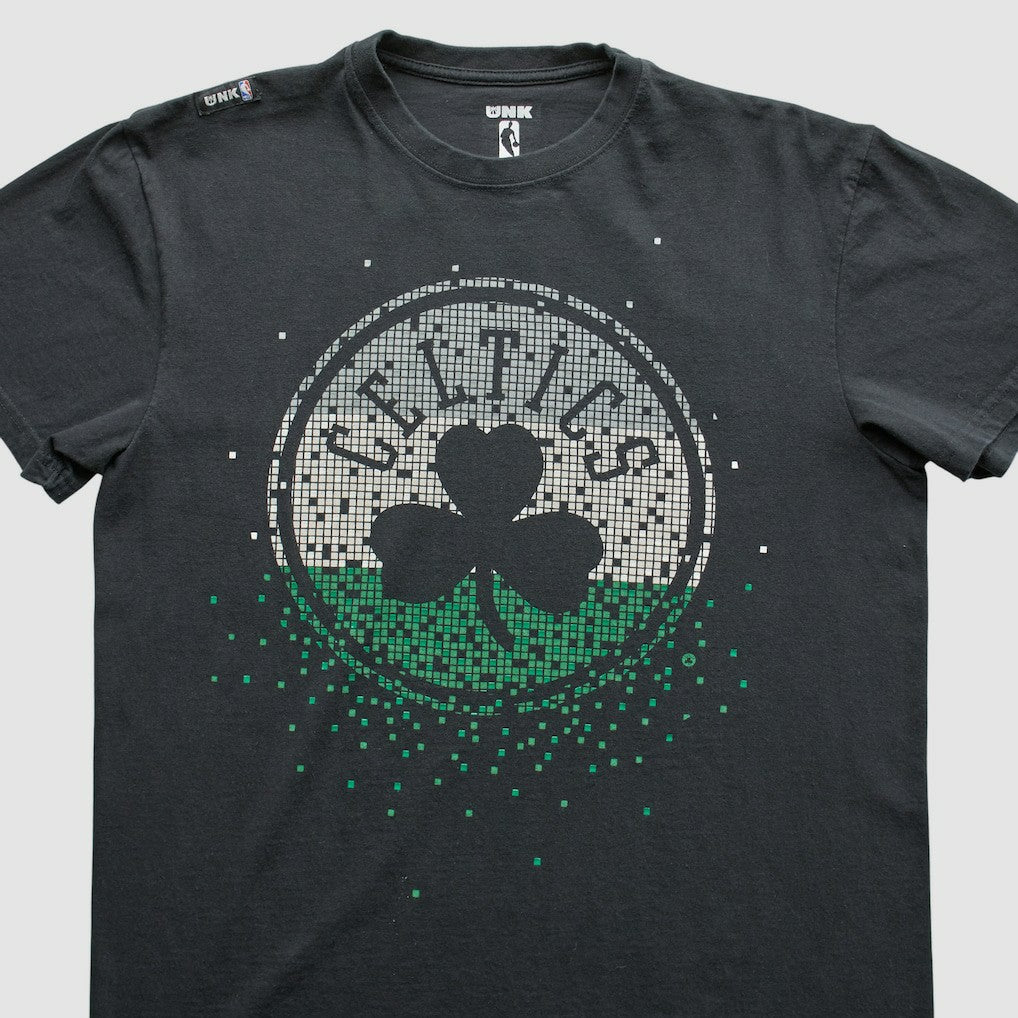 Vintage Boston Celtics UNK 2010s T-Shirt