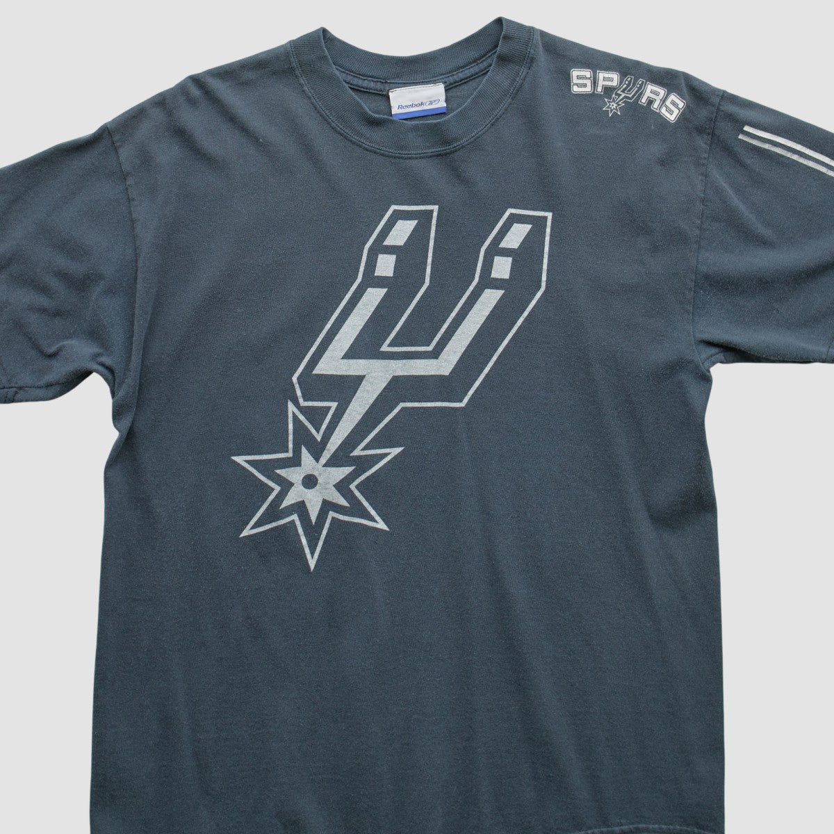 Vintage San Antonio Spurs Reebok 2000s T-Shirt