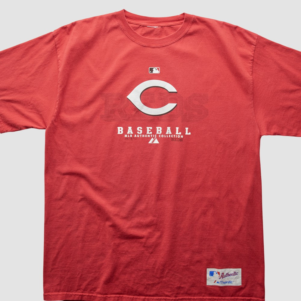 Red Cincinnati Reds Majestic 2000s T-Shirt