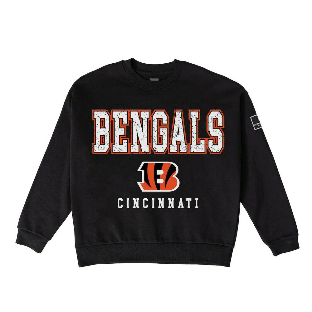 Gameday Couture Women's Oversized Level Up Black Label Premium Fleece Sweatshirt - Cincinnati Bengals Sweatshirts