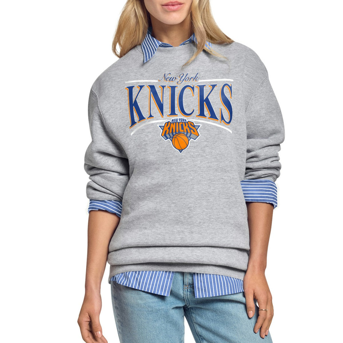 New York Knicks Starter Women's Arch Stripe Fleece Crewneck Sweatshirt