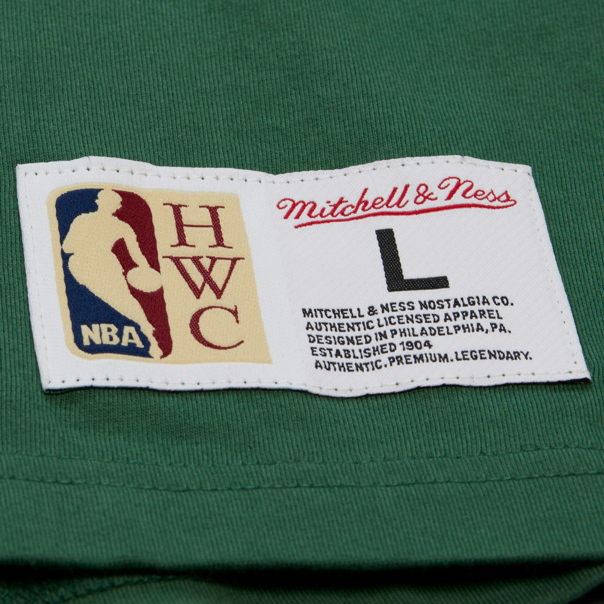 Mitchell & Ness Milwaukee Bucks Hardwood Classics Throw It Back Premium T-Shirt